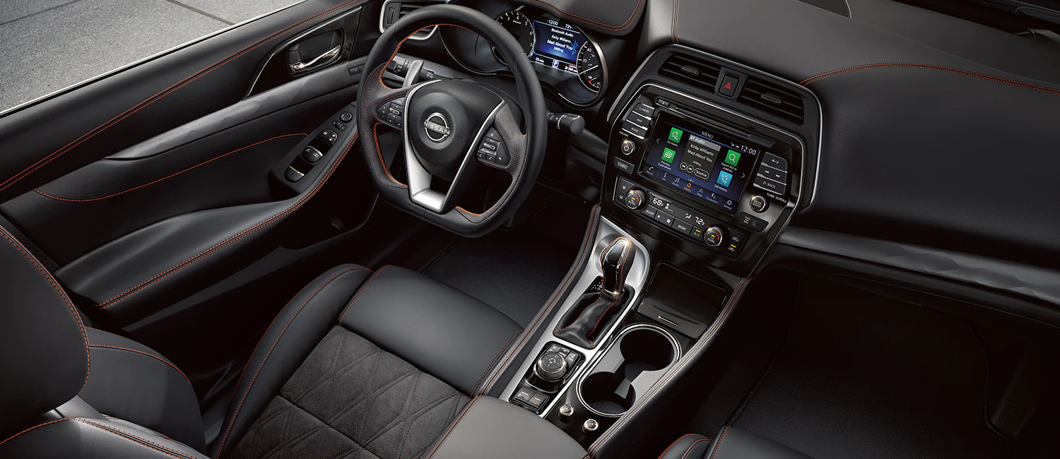 2023 Nissan Maxima SR premium interior features