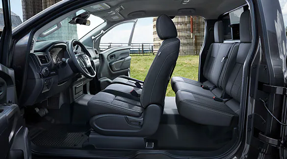 2023 Nissan Titan King Cab® seating 