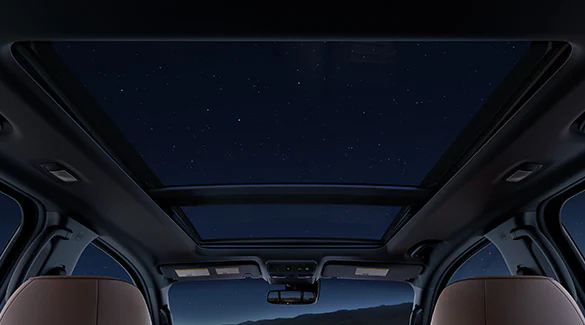 2023 Nissan Titan Dual Panel Panoramic Moonroof 